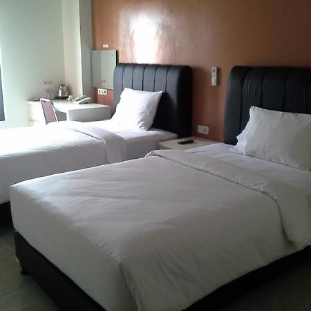Asoka Inn Bandung Esterno foto
