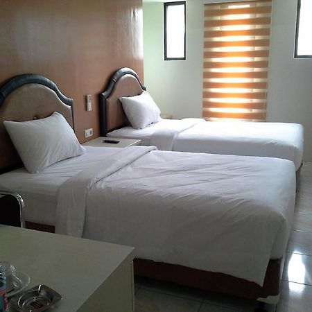 Asoka Inn Bandung Esterno foto