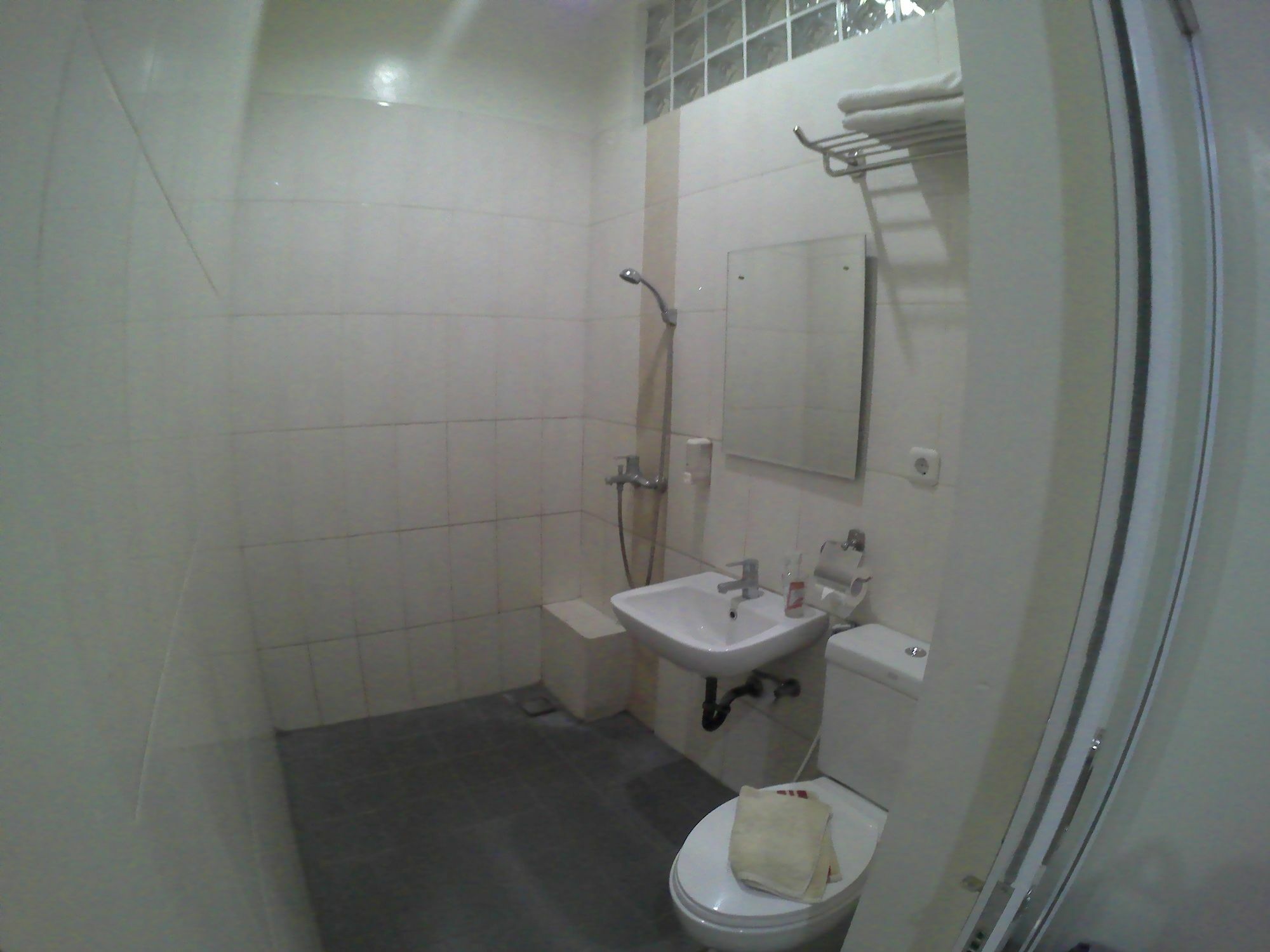 Asoka Inn Bandung Esterno foto